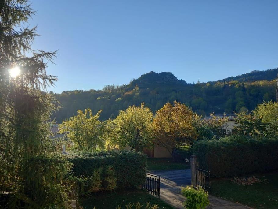 Gite L'Enclos O Rendez-Vous Roquefeuil-Pays De Sault- Avec Jardin Kültér fotó